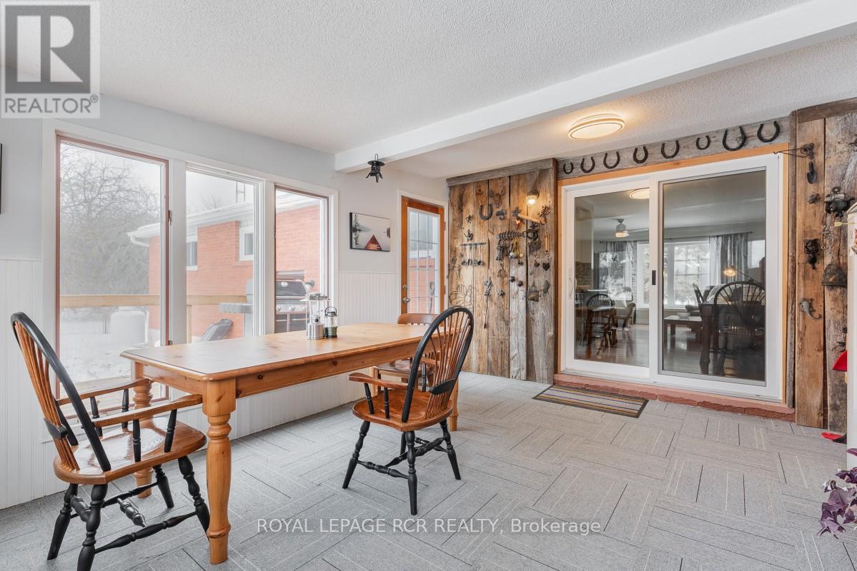 2872 Sunset Drive, Ramara, Ontario  L0K 1B0 - Photo 16 - S12858534