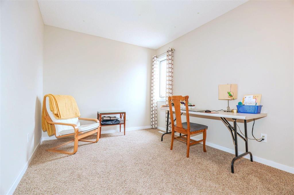 136 Eastmount Drive, Winnipeg, Manitoba  R2N 3W9 - Photo 17 - 202607758