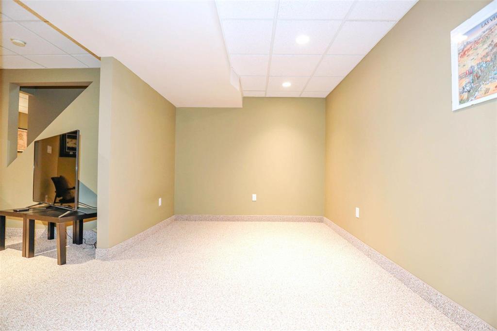 136 Eastmount Drive, Winnipeg, Manitoba  R2N 3W9 - Photo 20 - 202607758