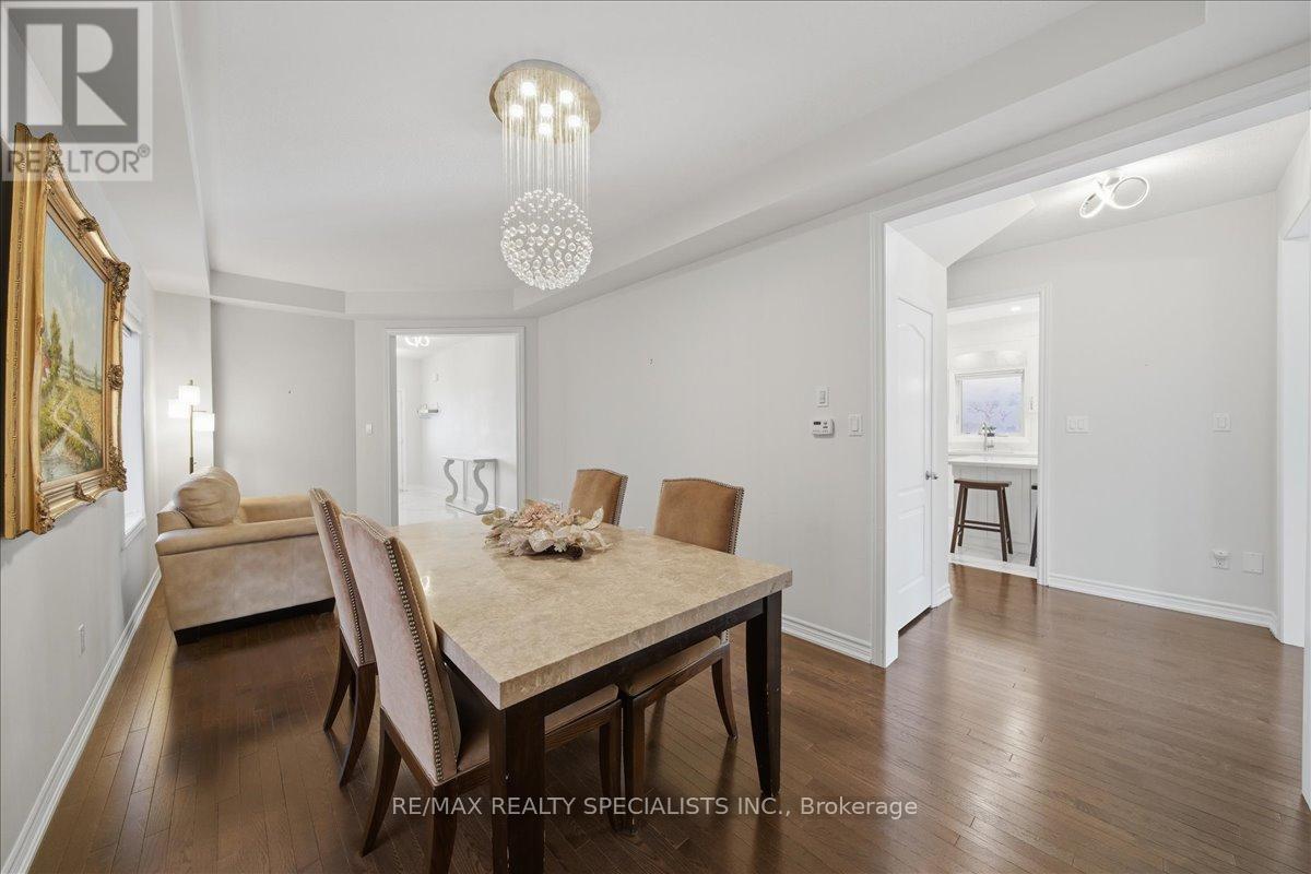 136 Noble Drive, Bradford West Gwillimbury, Ontario  L3Z 0J5 - Photo 10 - N13018484