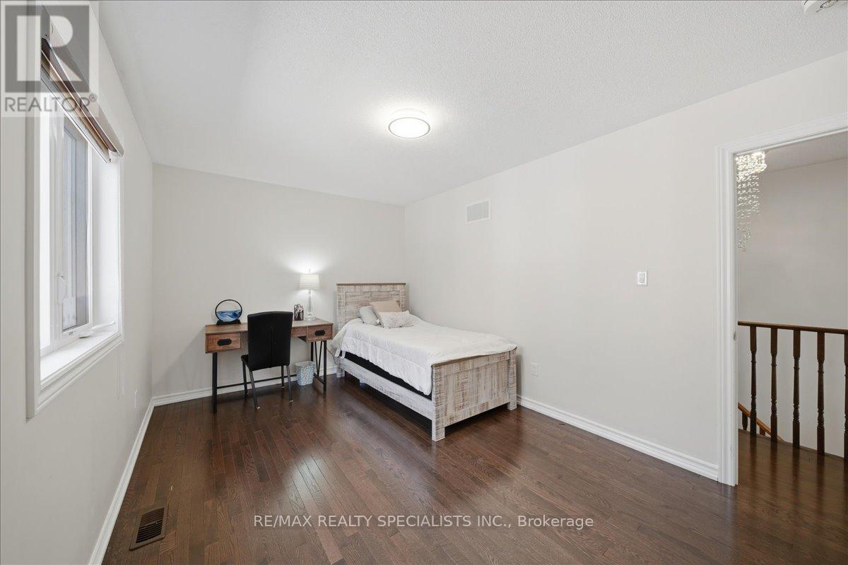 136 Noble Drive, Bradford West Gwillimbury, Ontario  L3Z 0J5 - Photo 31 - N13018484
