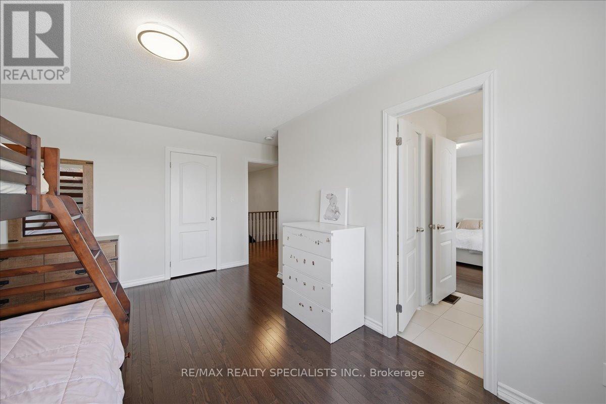 136 Noble Drive, Bradford West Gwillimbury, Ontario  L3Z 0J5 - Photo 34 - N13018484