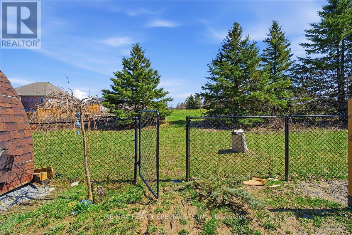 136 Noble Drive, Bradford West Gwillimbury, Ontario  L3Z 0J5 - Photo 44 - N13018484