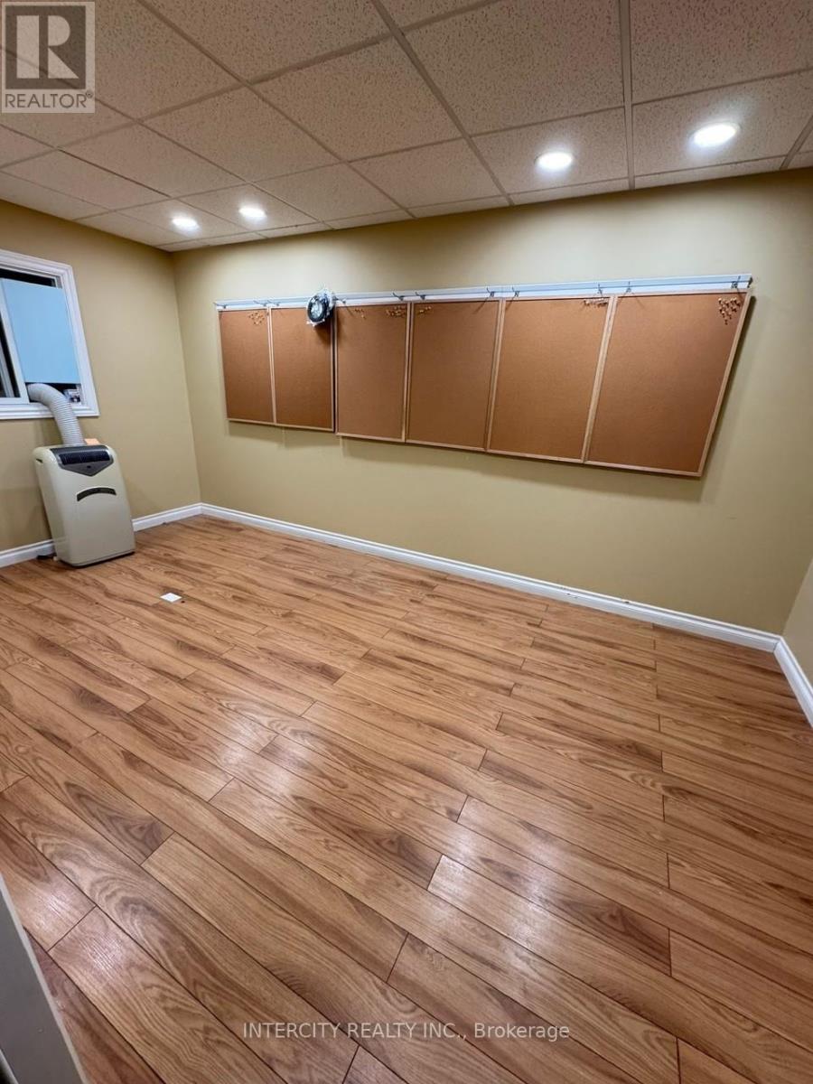 10 - 1260 Journey's End Circle, Newmarket, Ontario  L3Y 8Z7 - Photo 14 - N13018588