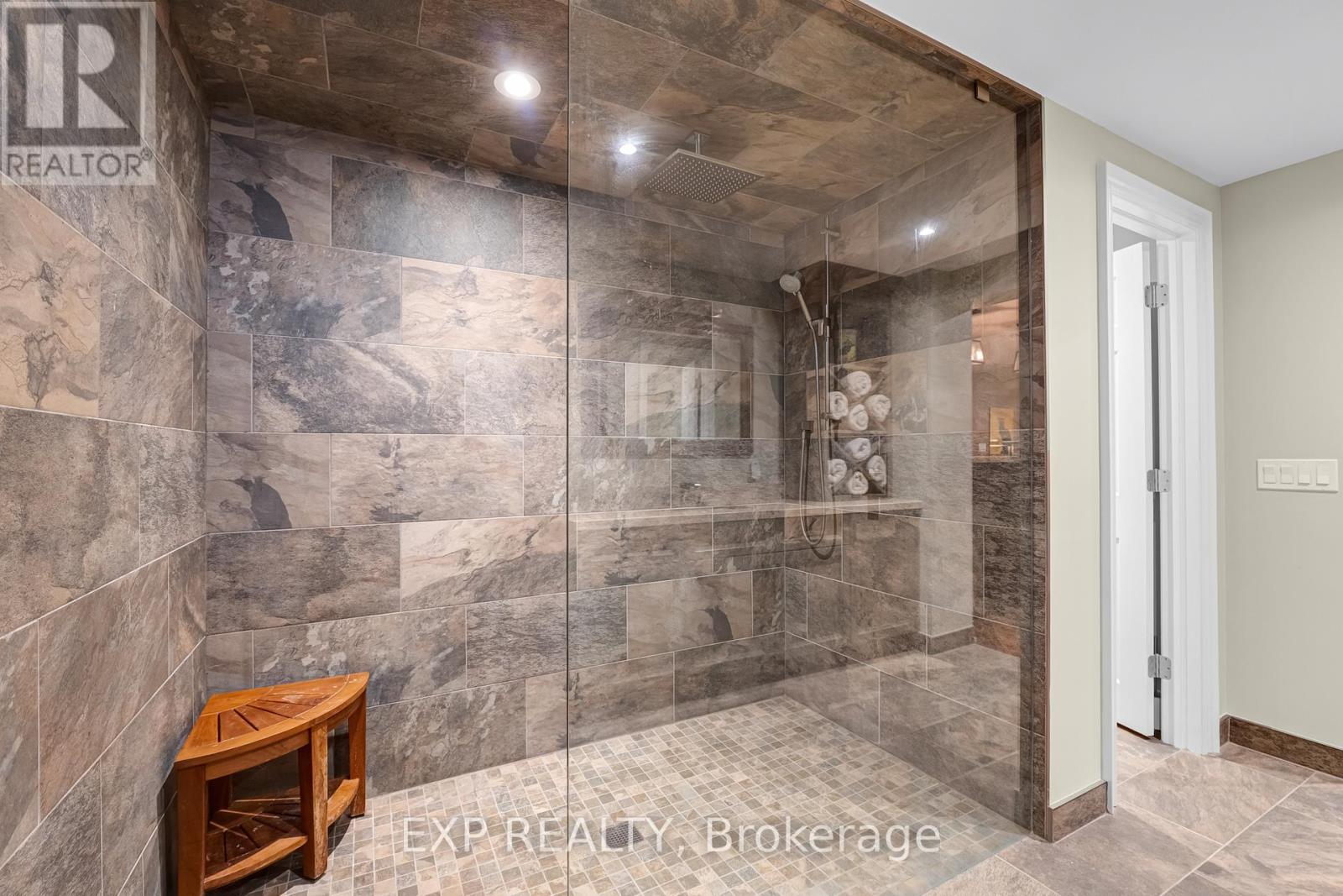 1063 Secretariate Road, Newmarket, Ontario  L3X 1M3 - Photo 39 - N13018606