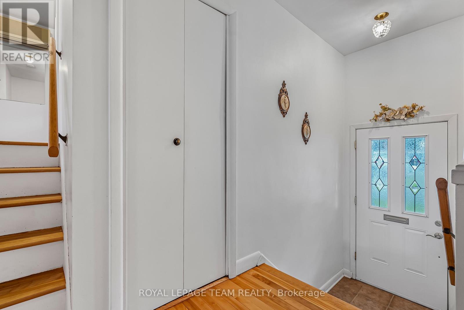 1166 Castle Hill Crescent, Ottawa, Ontario  K2C 2A8 - Photo 17 - X12791440