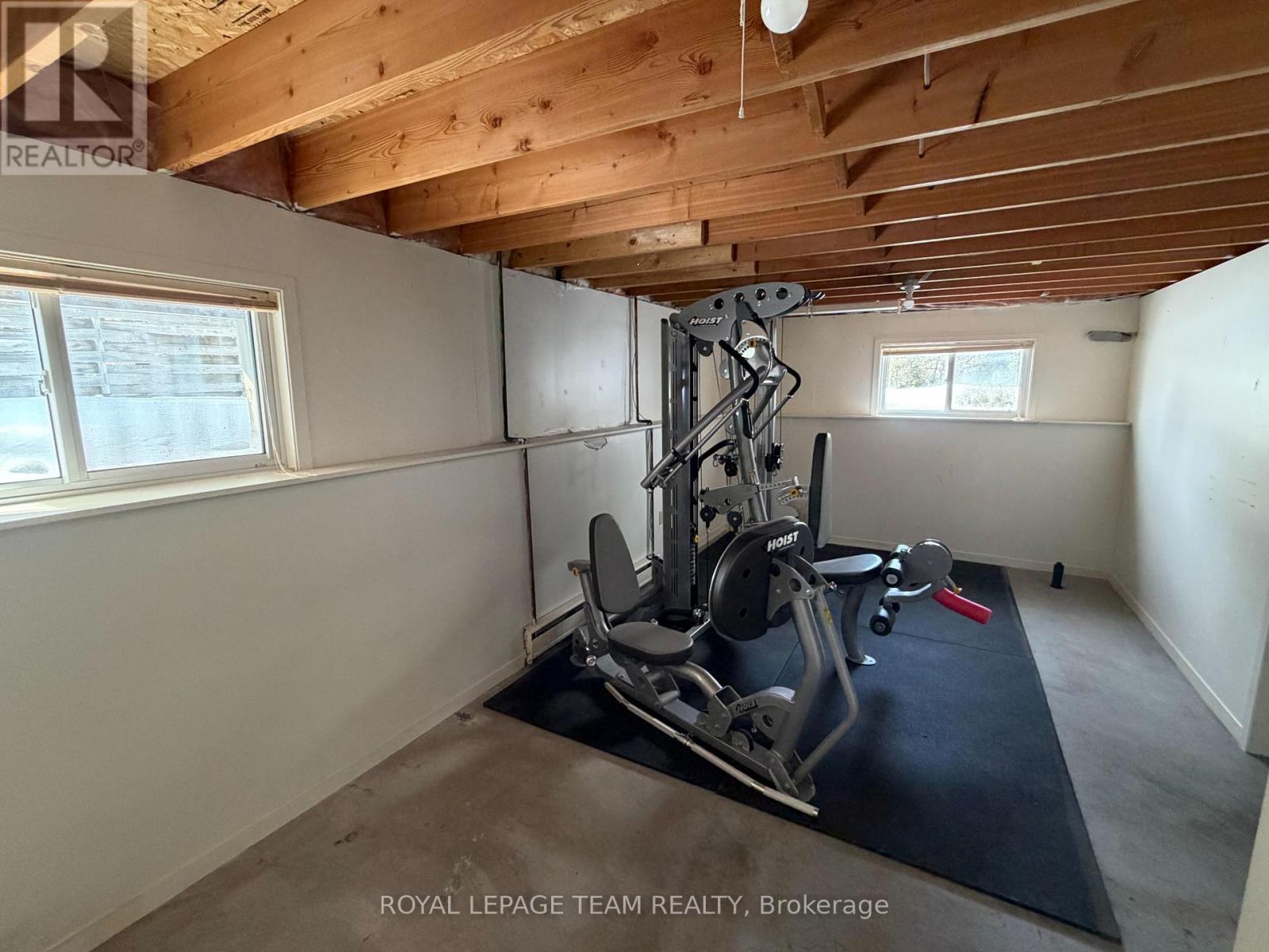 1166 Castle Hill Crescent, Ottawa, Ontario  K2C 2A8 - Photo 33 - X12791440