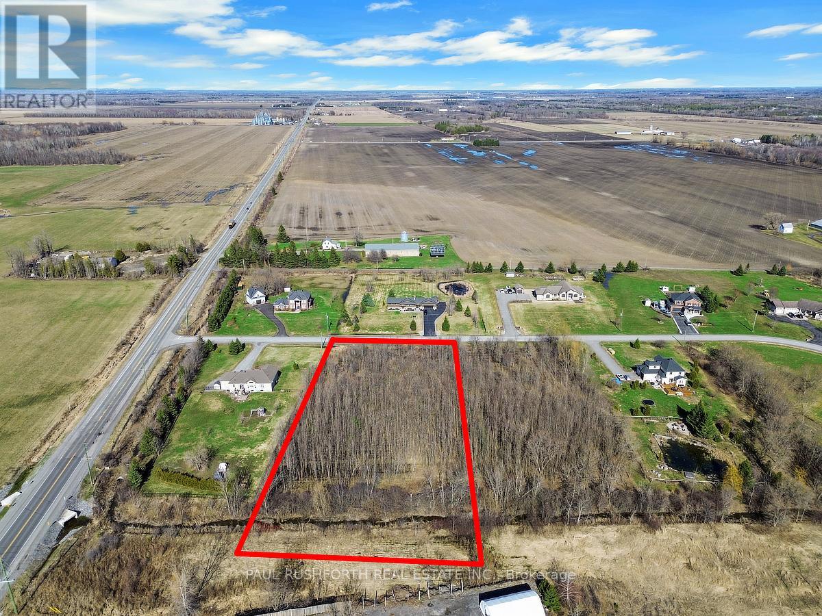 7511 DAWN TARA DRIVE, Ottawa, Ontario