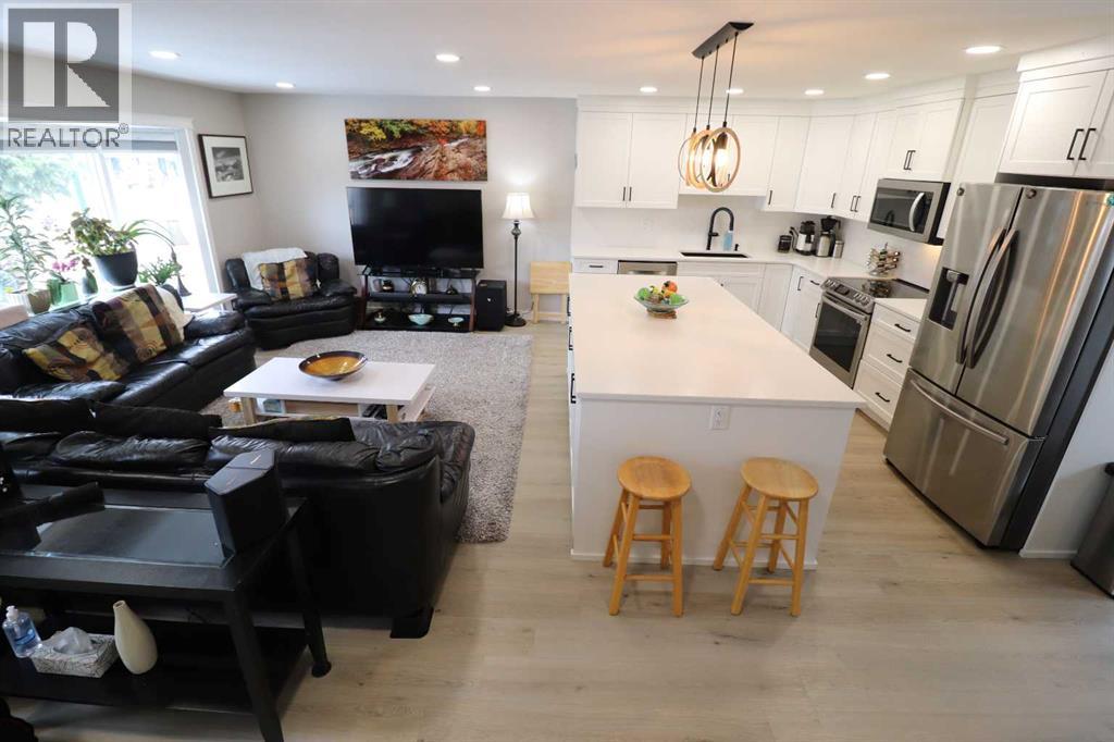 4209 22 Avenue S, Lethbridge, Alberta  T1K 4Y3 - Photo 5 - A2302022