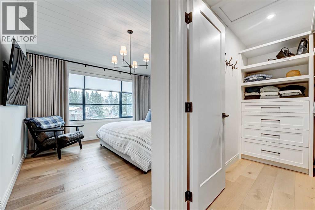 6755 Livingstone Drive Sw, Calgary, Alberta  T3E 6J2 - Photo 21 - A2296083