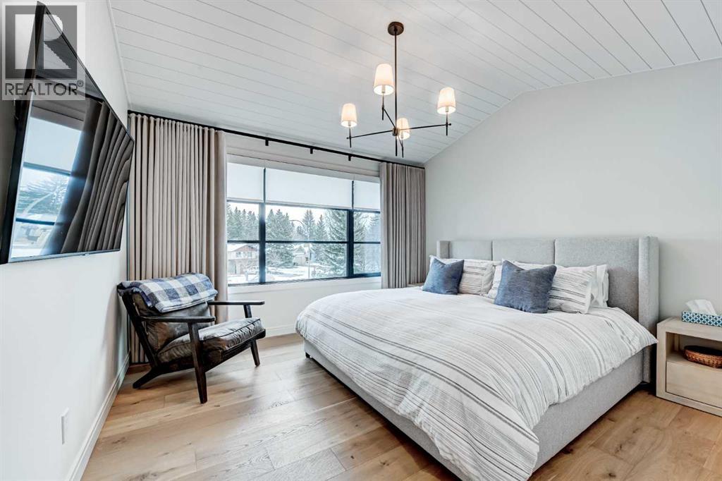 6755 Livingstone Drive Sw, Calgary, Alberta  T3E 6J2 - Photo 22 - A2296083