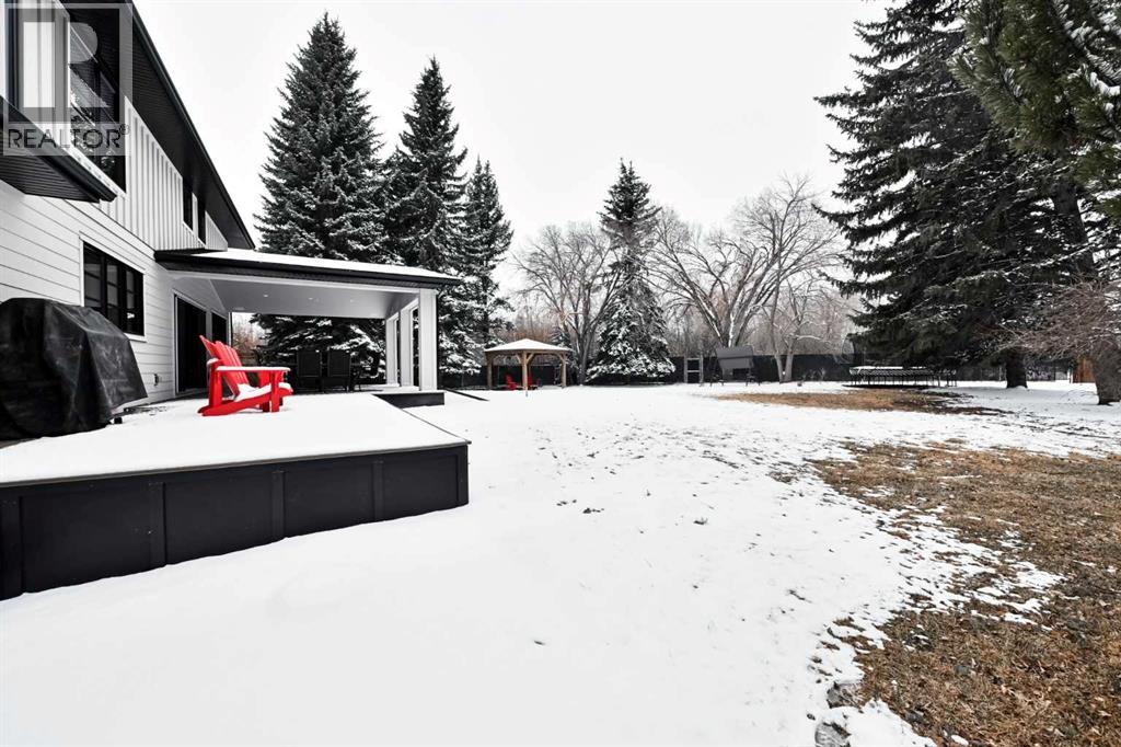 6755 Livingstone Drive Sw, Calgary, Alberta  T3E 6J2 - Photo 38 - A2296083