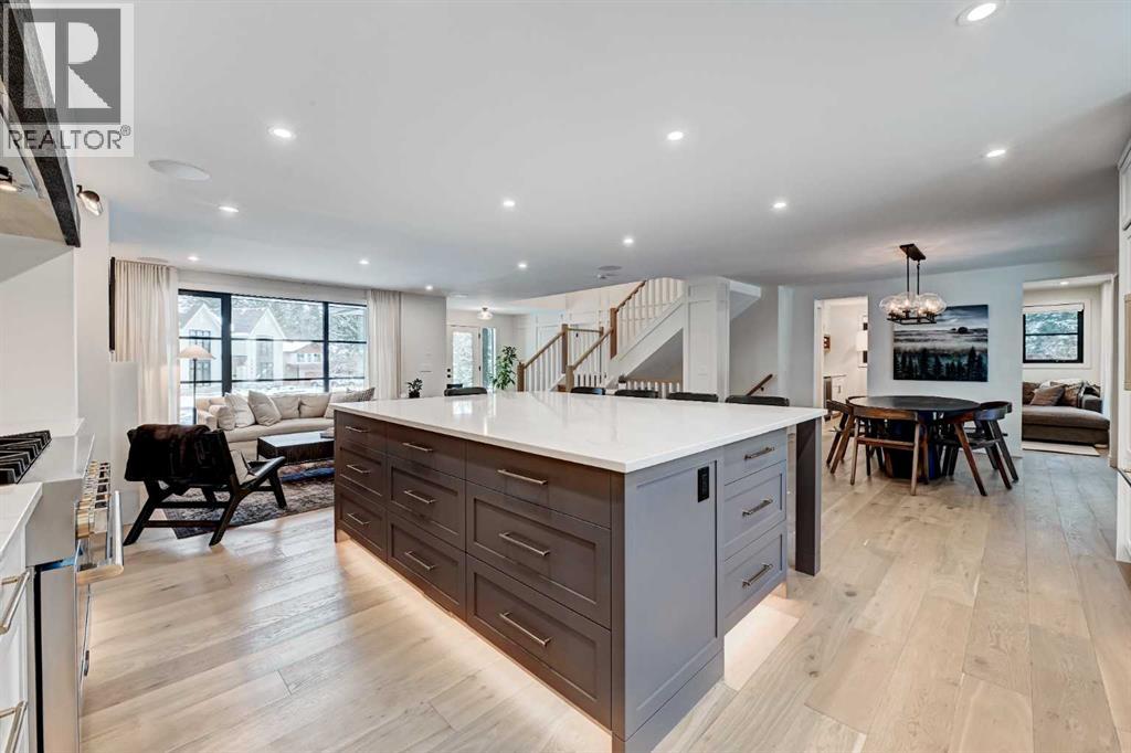 6755 Livingstone Drive Sw, Calgary, Alberta  T3E 6J2 - Photo 10 - A2296083