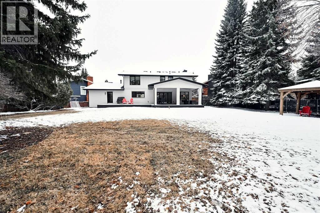 6755 Livingstone Drive Sw, Calgary, Alberta  T3E 6J2 - Photo 37 - A2296083