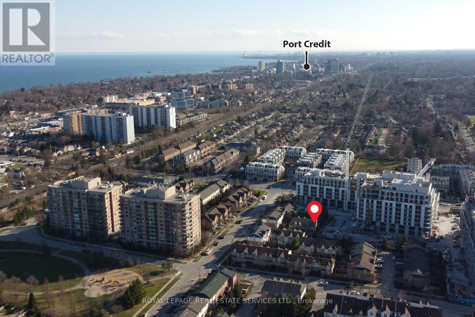 753 Village Green Boulevard, Mississauga, Ontario  L5E 3K2 - Photo 22 - W12995210