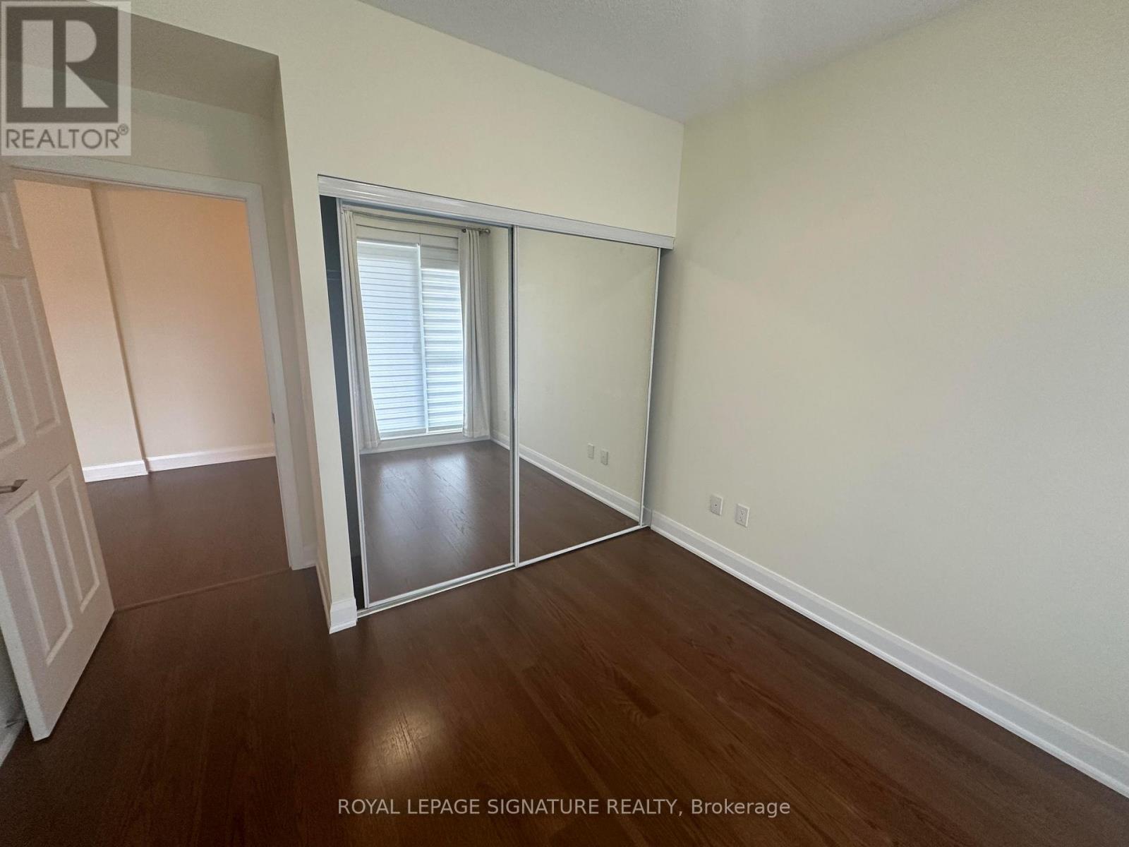 406 - 2480 Prince Michael Drive, Oakville, Ontario  L6H 0H1 - Photo 9 - W13018502