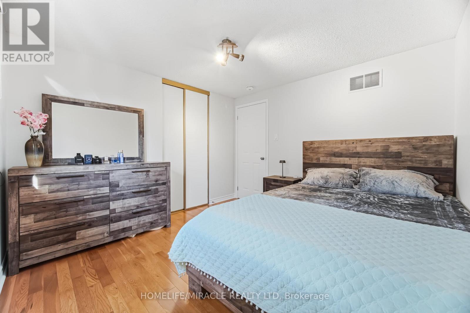 60 Trewartha Crescent, Brampton (Heart Lake West), Ontario  L6Z 1X4 - Photo 24 - W13018554