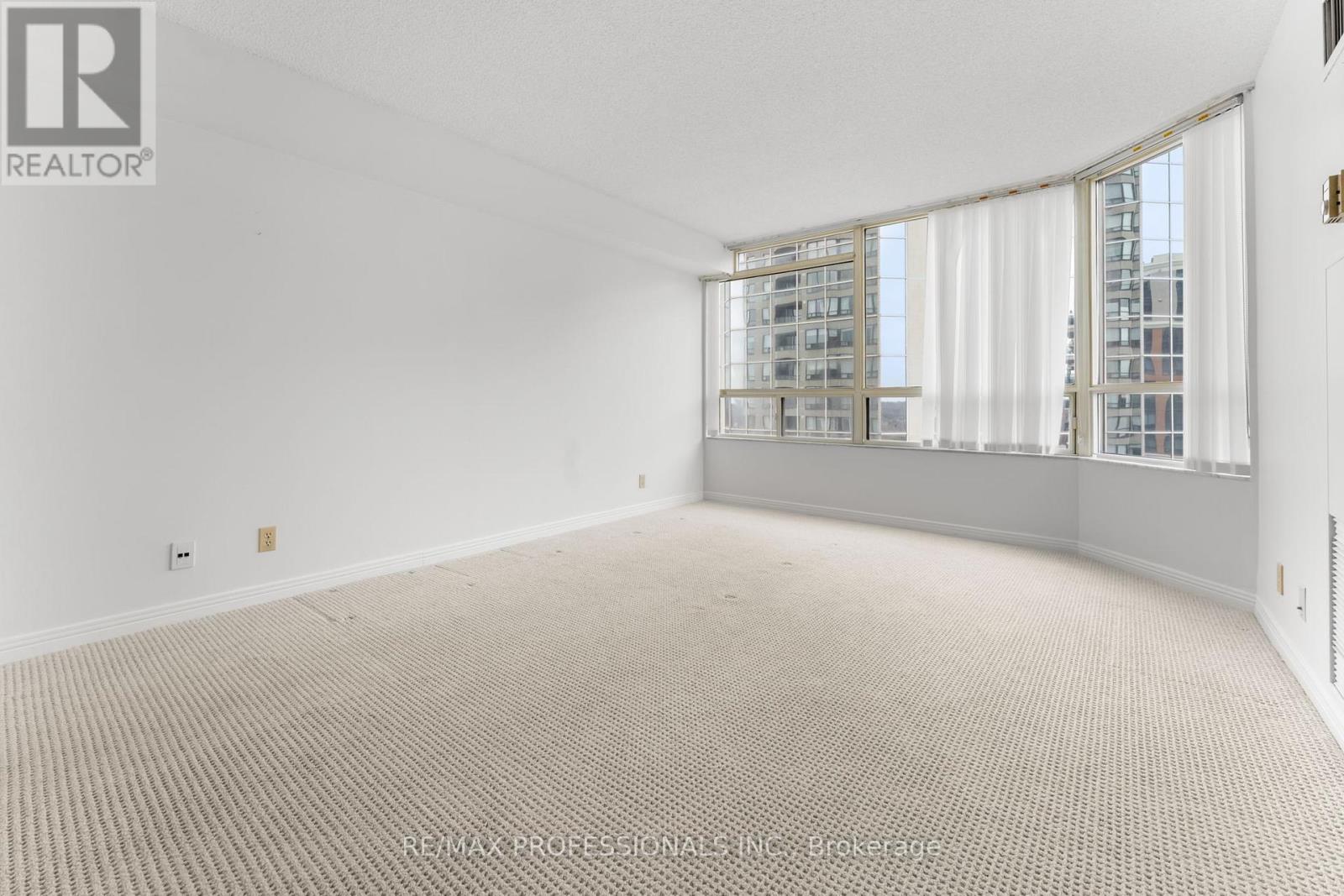 910 - 1 Aberfoyle Crescent, Toronto, Ontario  M8X 2X8 - Photo 2 - W13018562