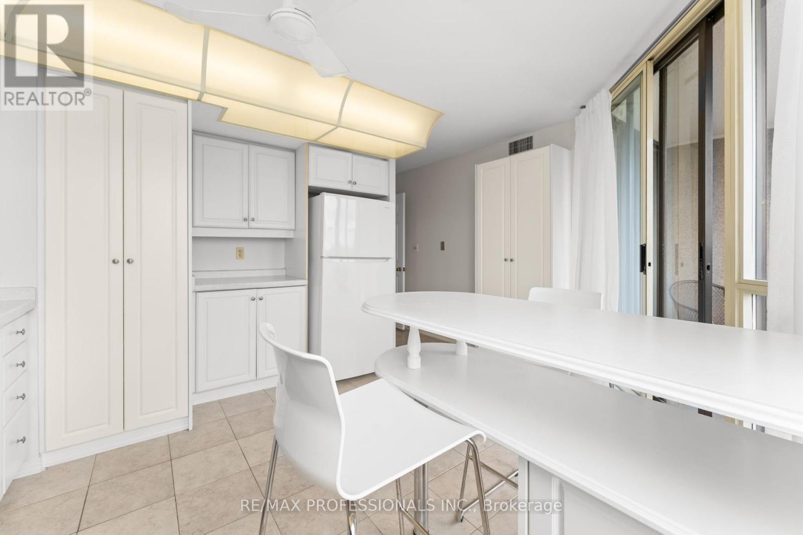 910 - 1 Aberfoyle Crescent, Toronto, Ontario  M8X 2X8 - Photo 22 - W13018562