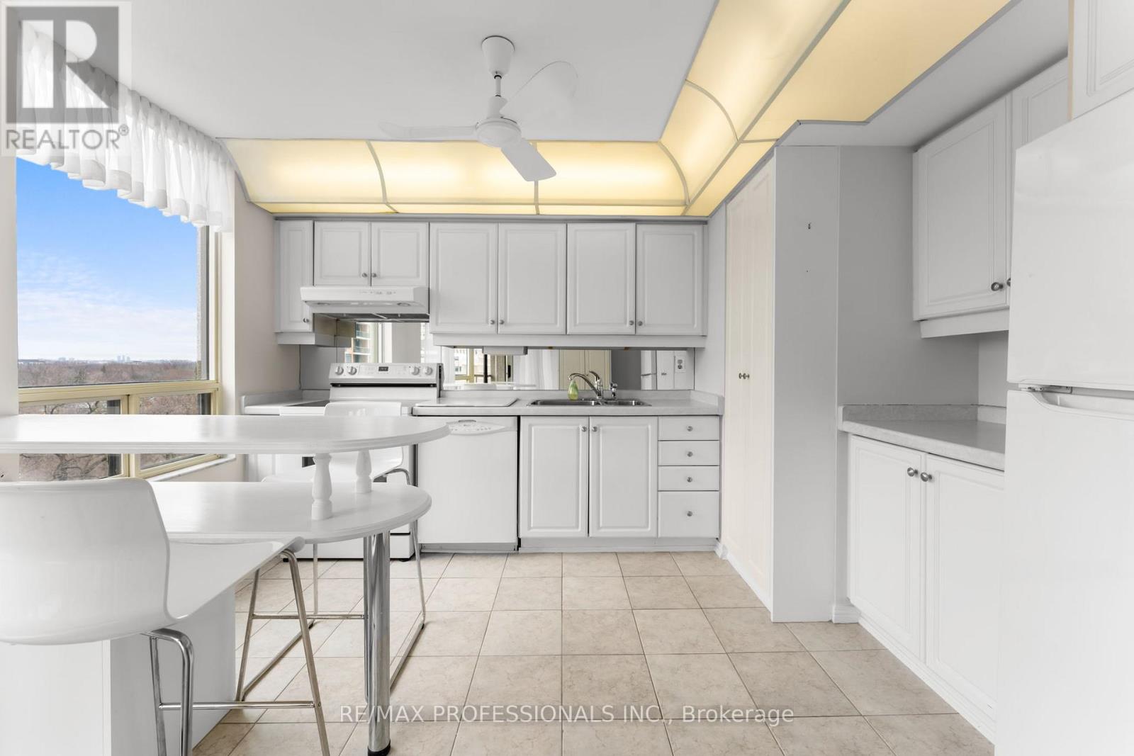 910 - 1 Aberfoyle Crescent, Toronto, Ontario  M8X 2X8 - Photo 24 - W13018562