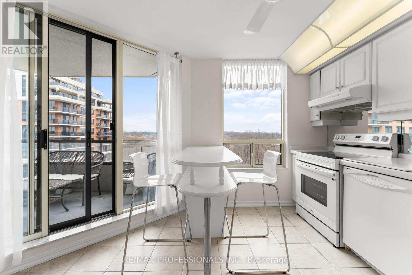 910 - 1 Aberfoyle Crescent, Toronto, Ontario  M8X 2X8 - Photo 25 - W13018562