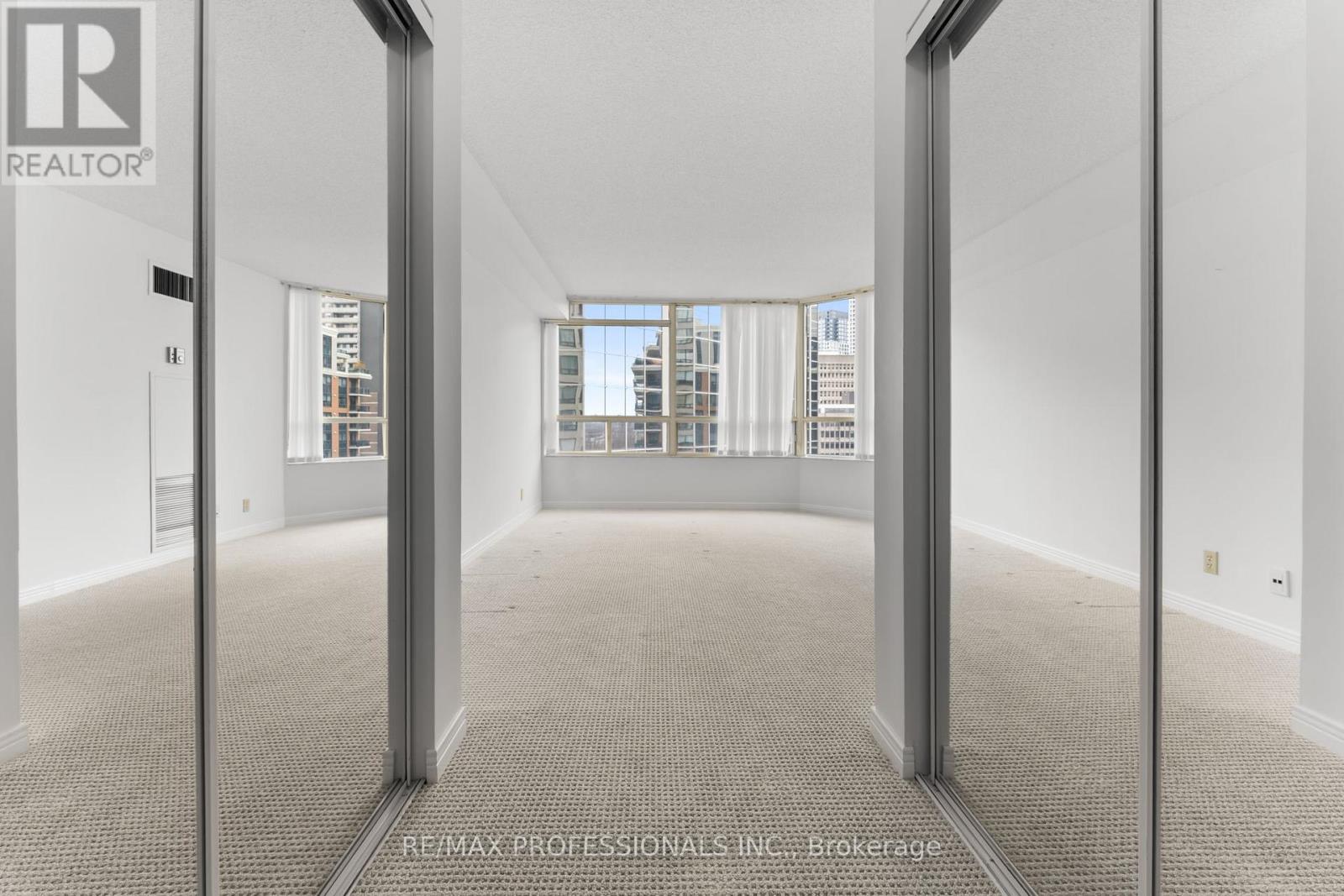 910 - 1 Aberfoyle Crescent, Toronto, Ontario  M8X 2X8 - Photo 6 - W13018562