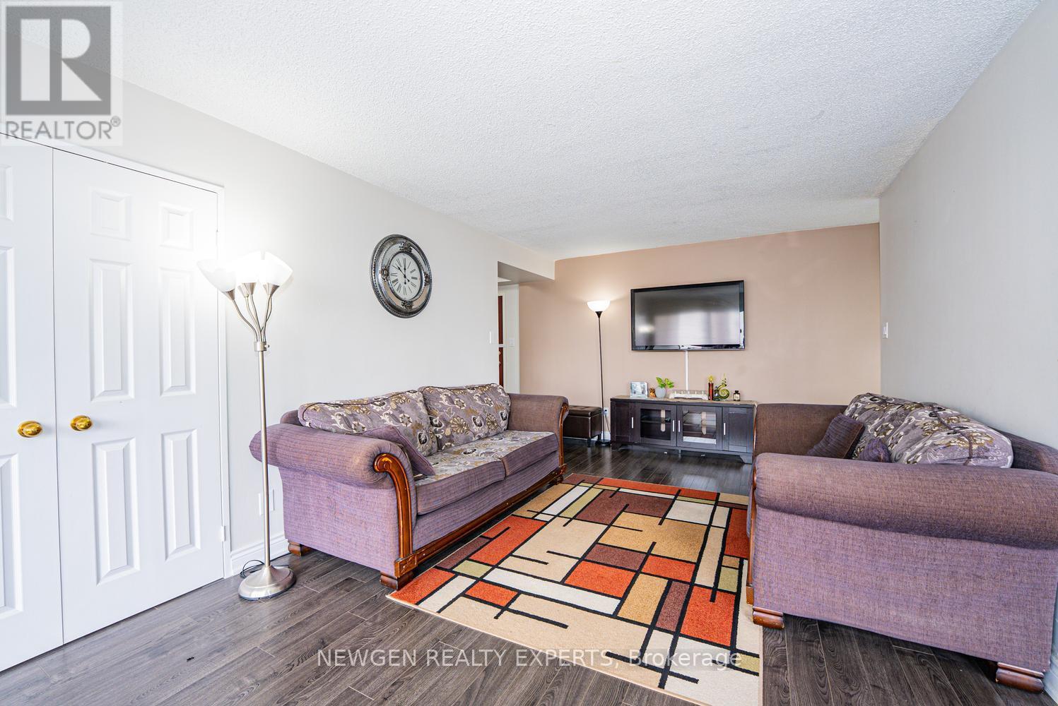 1404 - 5 Lisa Street, Brampton (Queen Street Corridor), Ontario  L6T 4T4 - Photo 10 - W13018574