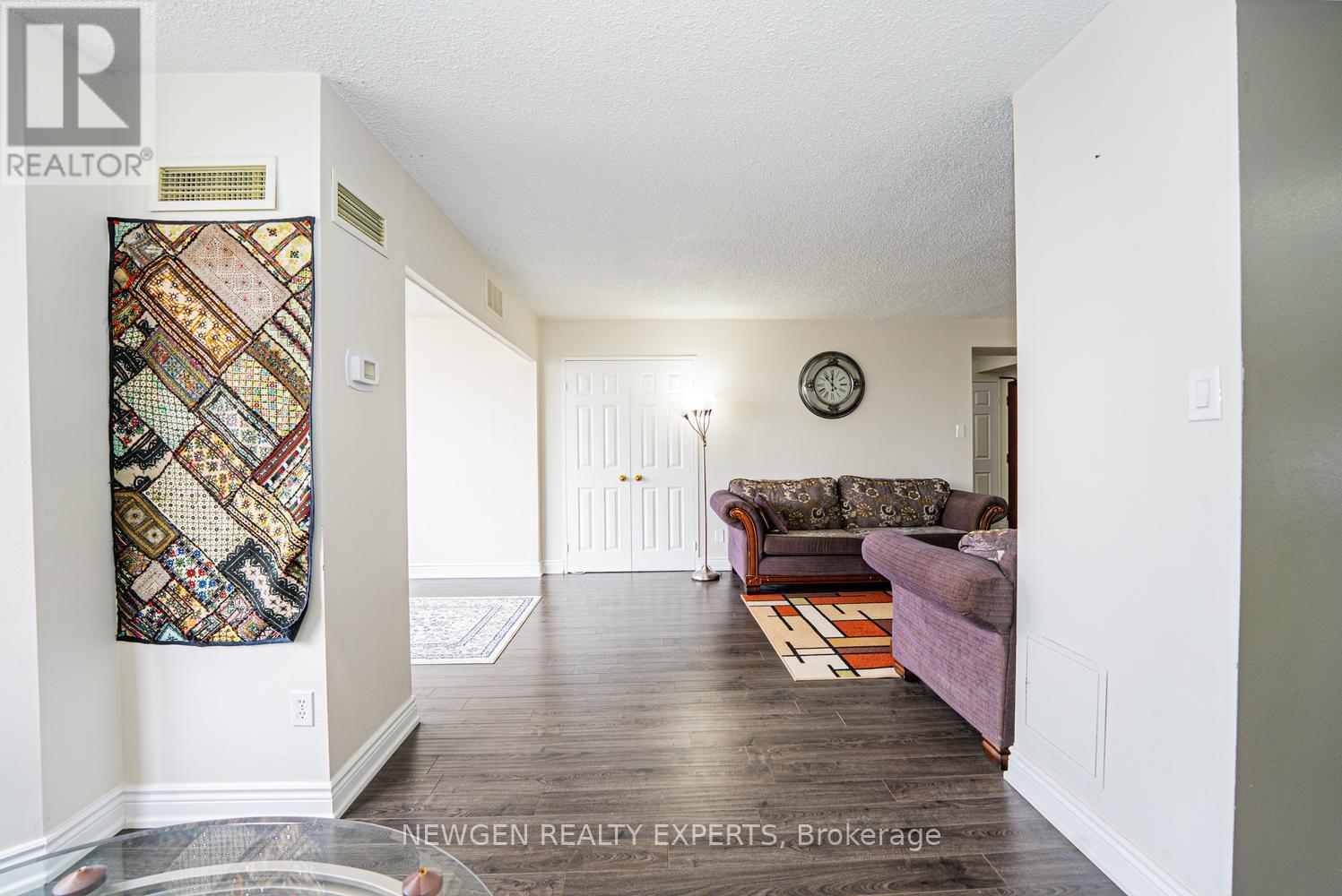 1404 - 5 Lisa Street, Brampton (Queen Street Corridor), Ontario  L6T 4T4 - Photo 15 - W13018574