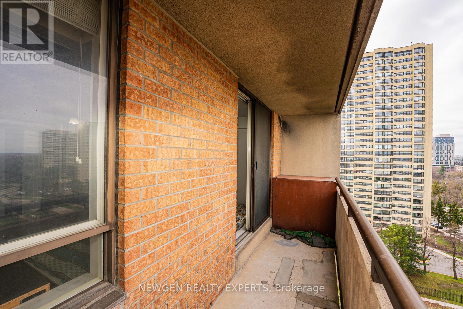 1404 - 5 Lisa Street, Brampton (Queen Street Corridor), Ontario  L6T 4T4 - Photo 34 - W13018574