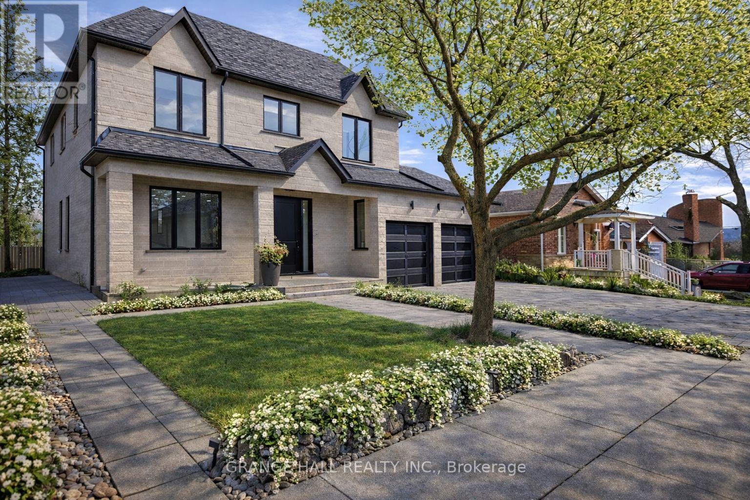 16 BARKER AVENUE, Toronto, Ontario