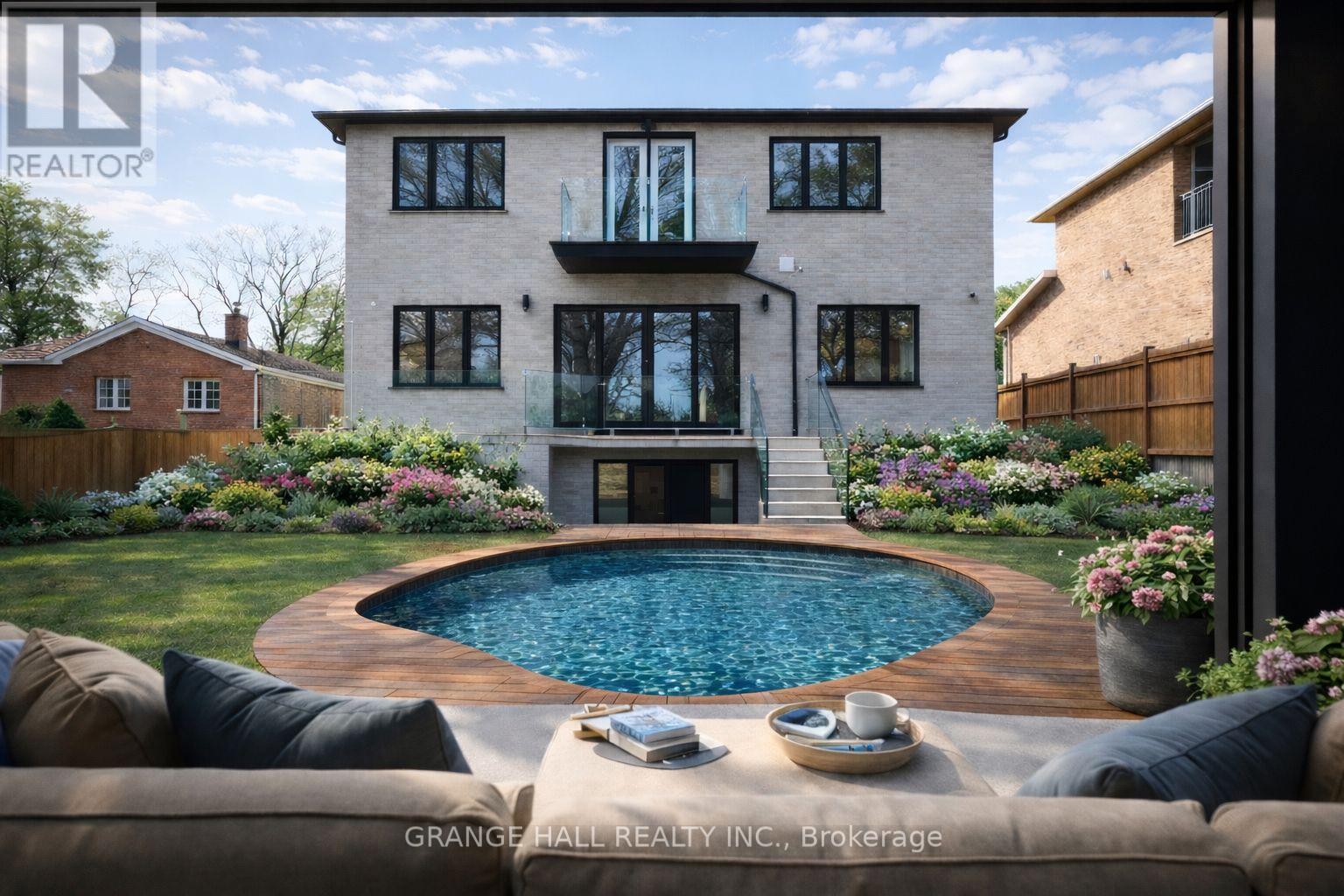 16 Barker Avenue, Toronto, Ontario  M4C 2N3 - Photo 34 - W13018612