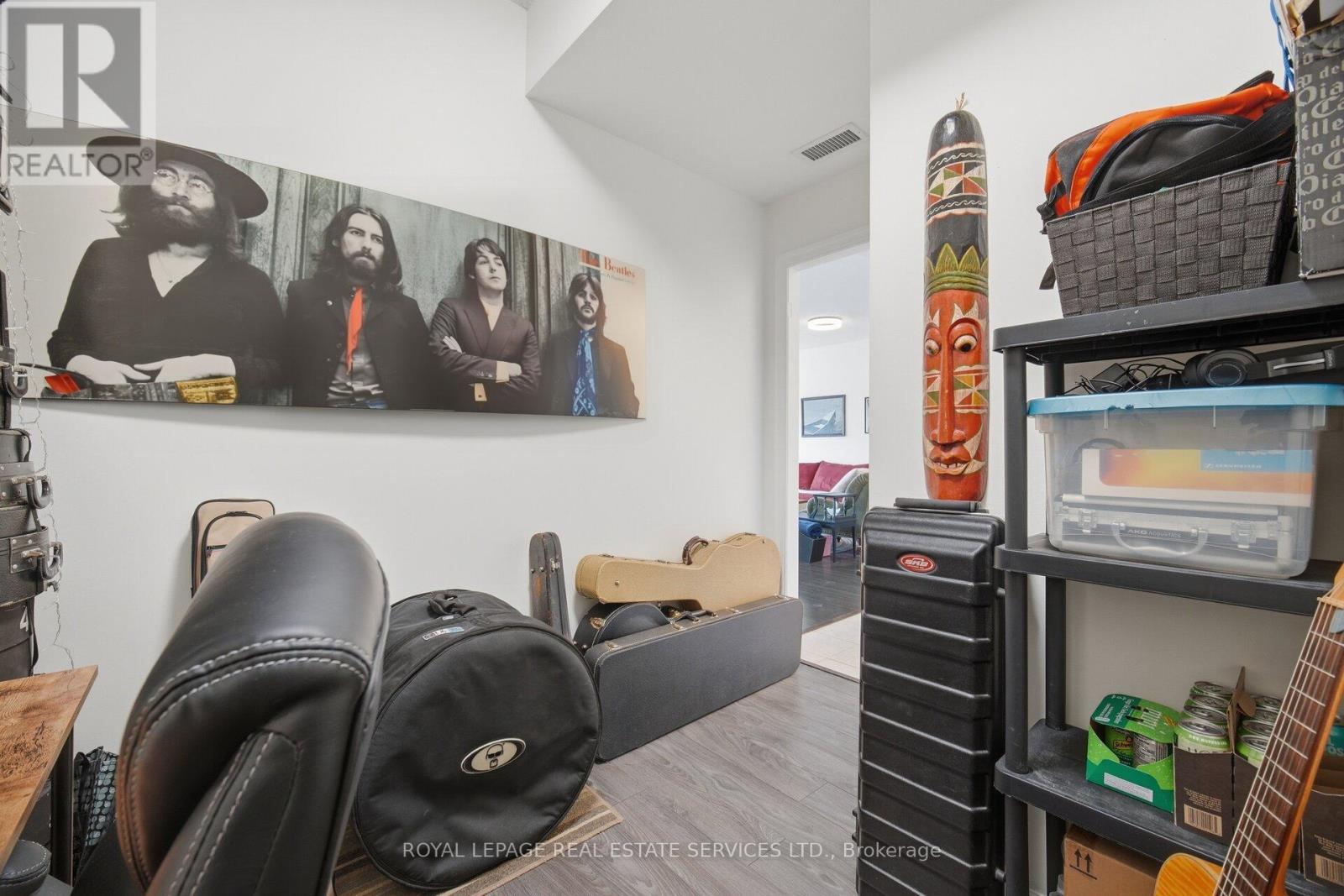 204 - 70 Port Street E, Mississauga, Ontario  L5G 1E8 - Photo 27 - W13018622