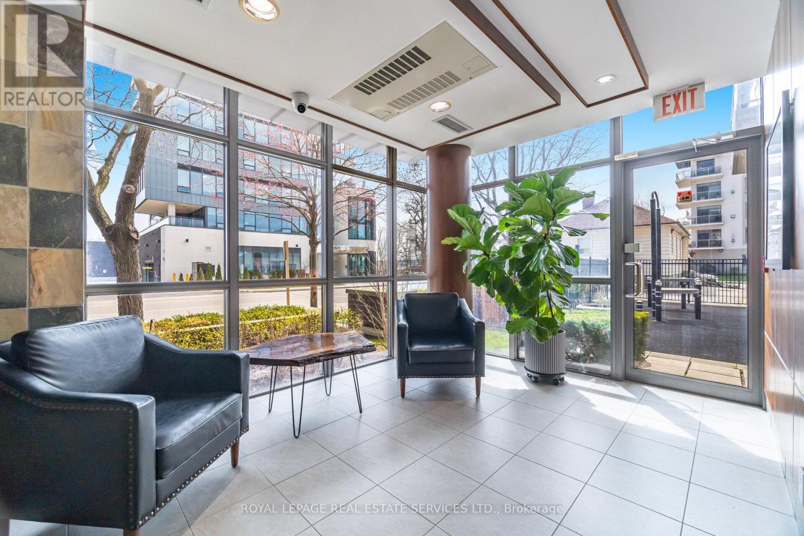 204 - 70 Port Street E, Mississauga, Ontario  L5G 1E8 - Photo 33 - W13018622