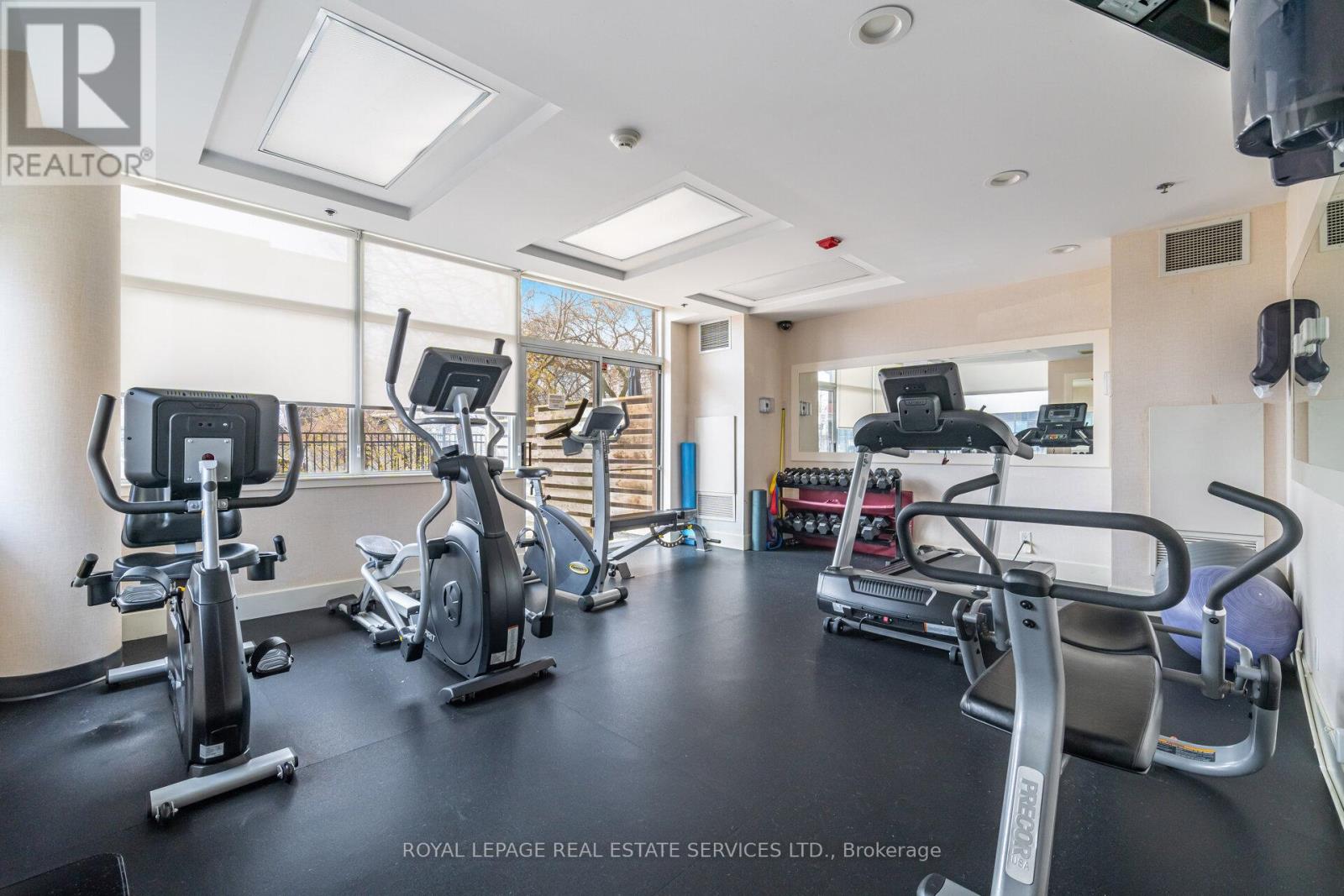 204 - 70 Port Street E, Mississauga, Ontario  L5G 1E8 - Photo 34 - W13018622