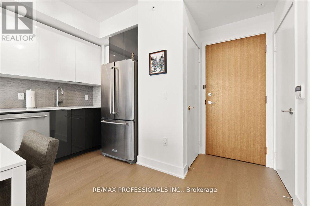 3920 - 30 Shore Breeze Drive, Toronto, Ontario  M8V 0J1 - Photo 2 - W13018638