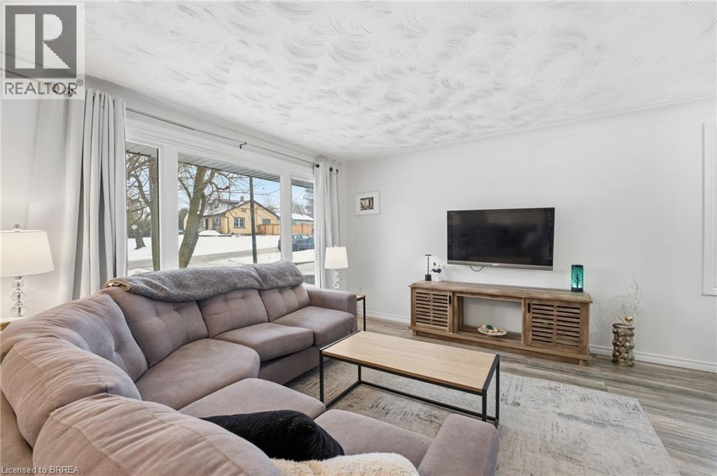 4 Lillian Street, St. George, Ontario  N0E 1N0 - Photo 7 - 40817687