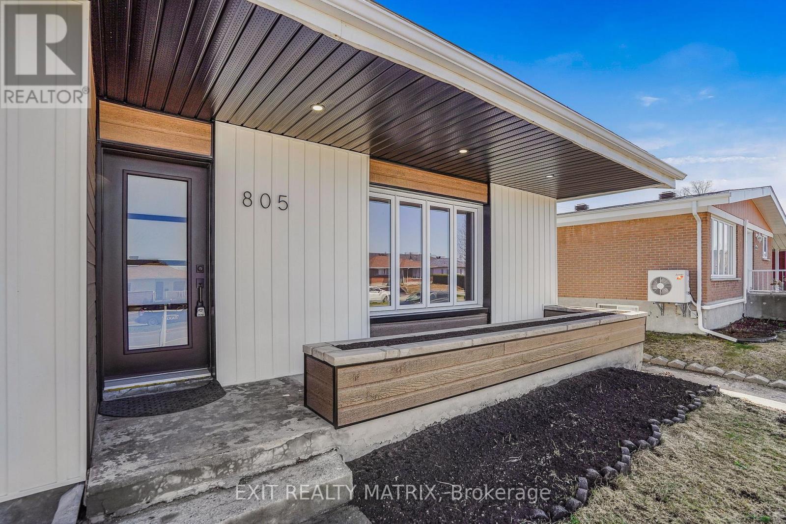 805 Cartier Boulevard, Hawkesbury, Ontario  K6A 1W9 - Photo 3 - X12785492