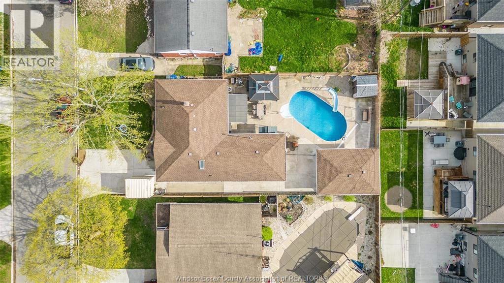 1131 Matthew Brady, Windsor, Ontario  N8S 3K2 - Photo 3 - 26008392