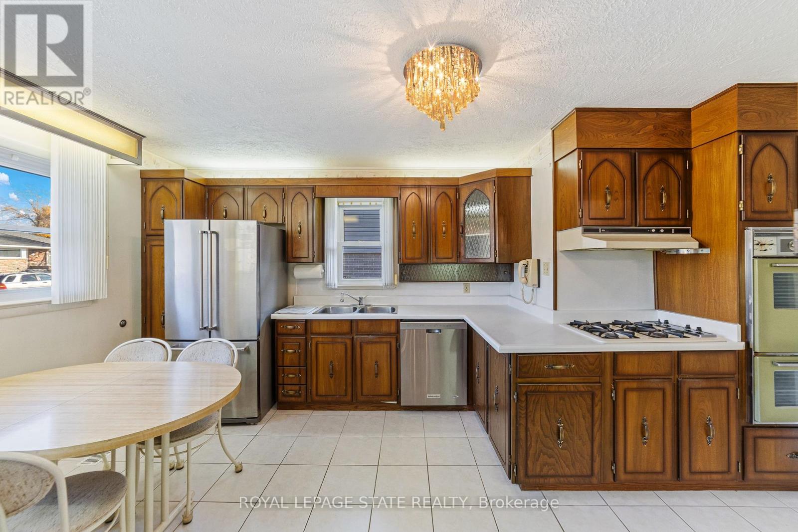 20 Burwell Avenue, Hamilton, Ontario  L8G 3L7 - Photo 11 - X13018488