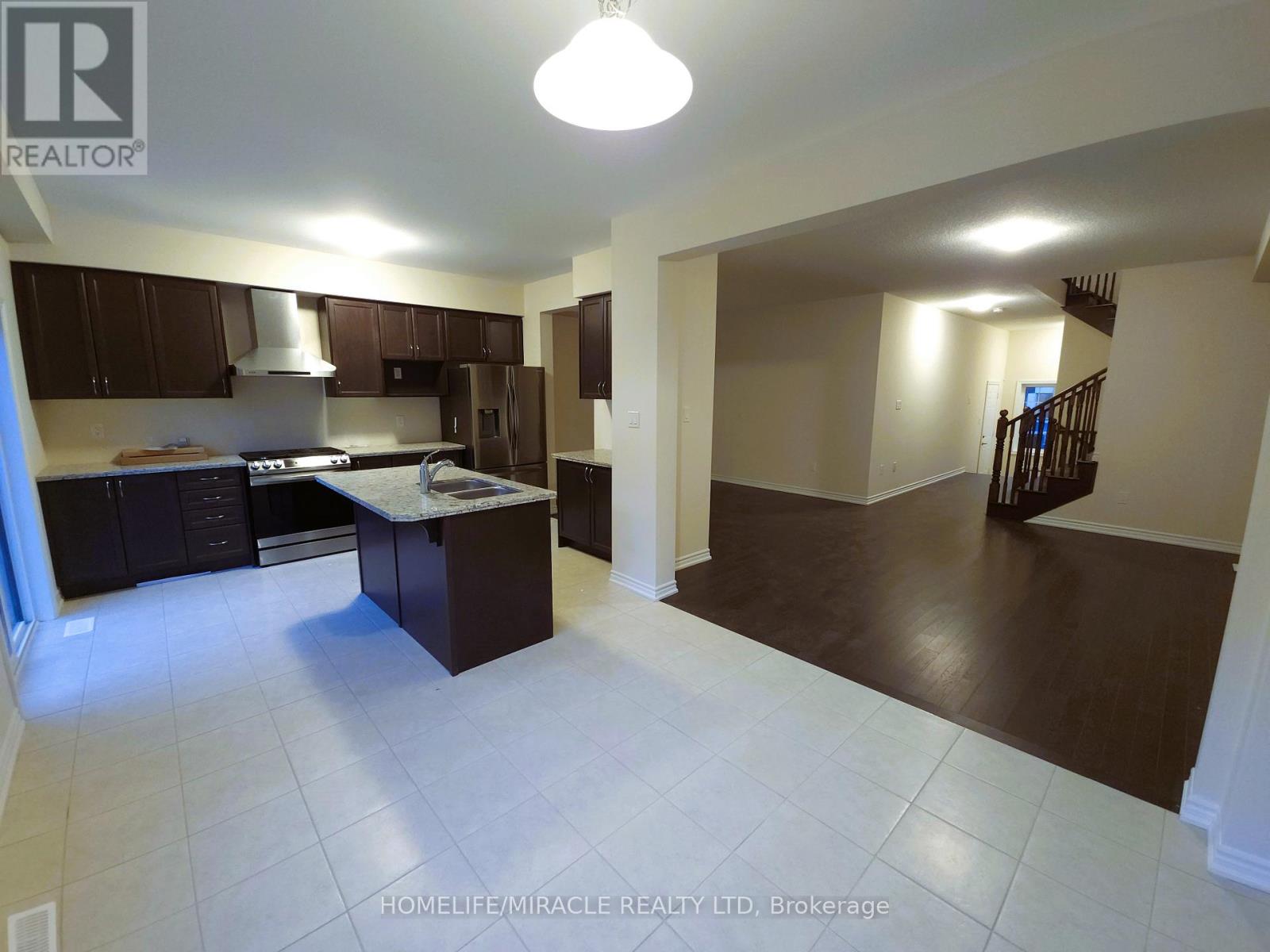 15 Copeman Avenue, Brantford, Ontario  N3V 0B3 - Photo 6 - X13018602