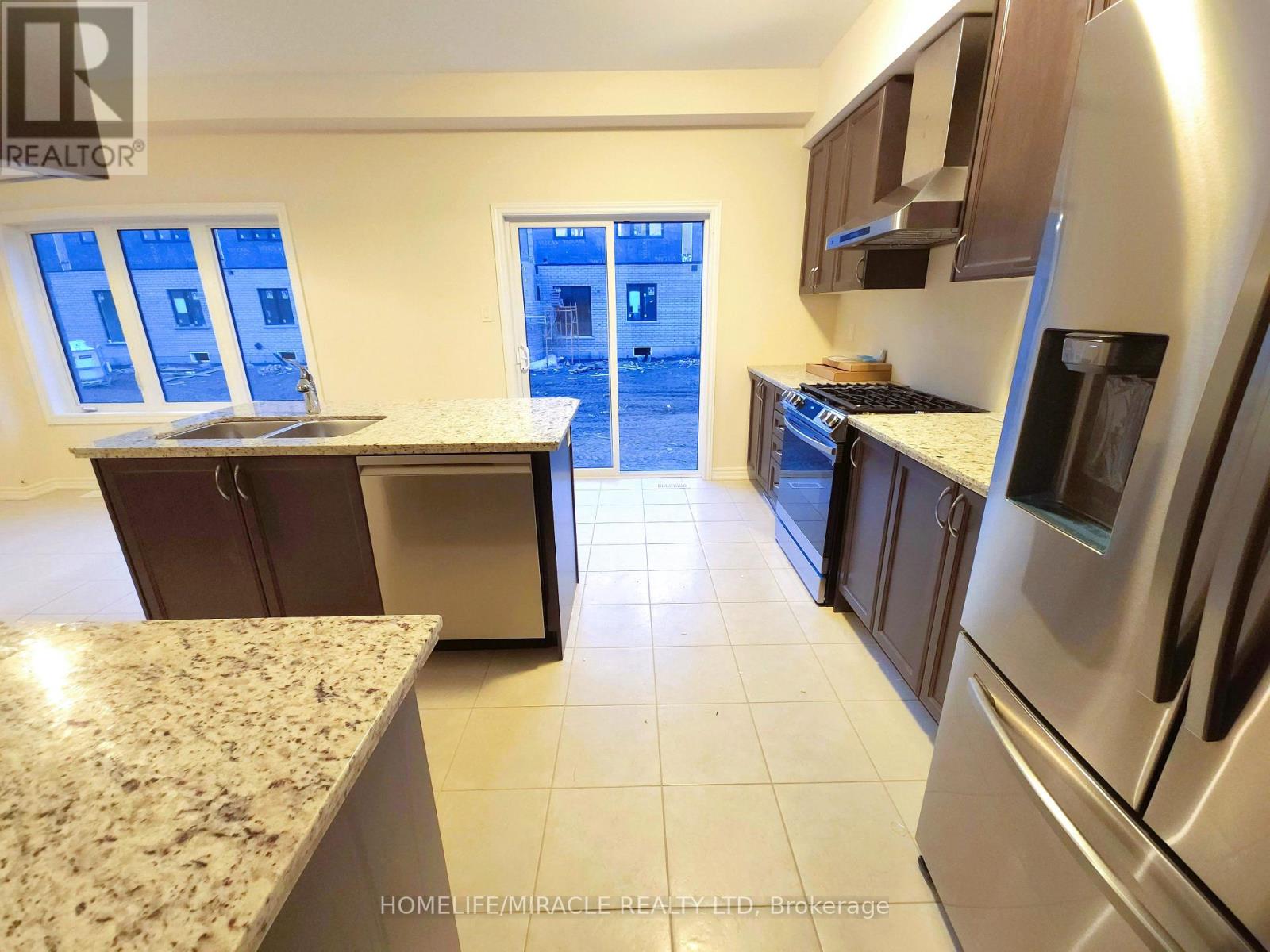 15 Copeman Avenue, Brantford, Ontario  N3V 0B3 - Photo 9 - X13018602