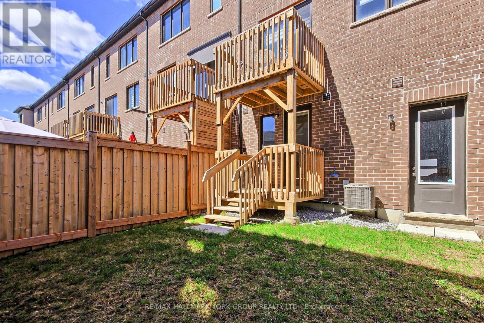 534 New England Court, Newmarket, Ontario  L3X 0M6 - Photo 46 - N13011332