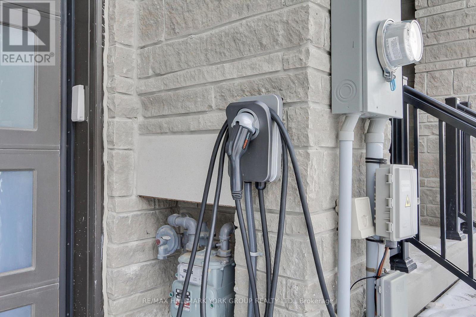 534 New England Court, Newmarket, Ontario  L3X 0M6 - Photo 48 - N13011332