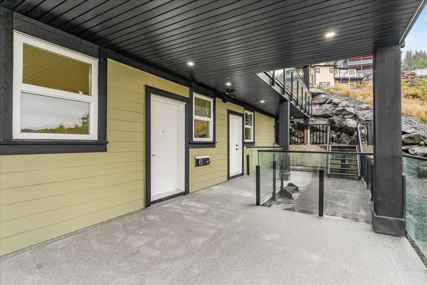 STUDIO LOWER-8211 HARVEST PLACE|Eastern Hillsides, Chilliwack, British Columbia