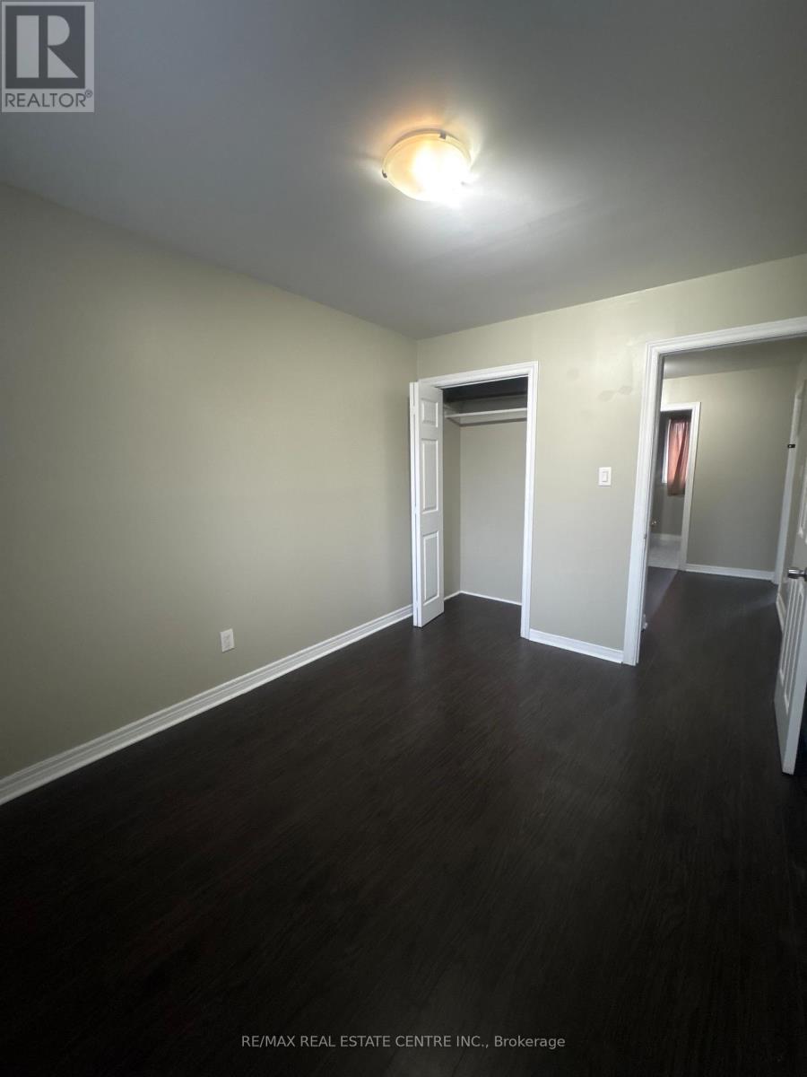 199 - 199 Baronwood Court, Brampton, Ontario  L6V 3H9 - Photo 14 - W12826218