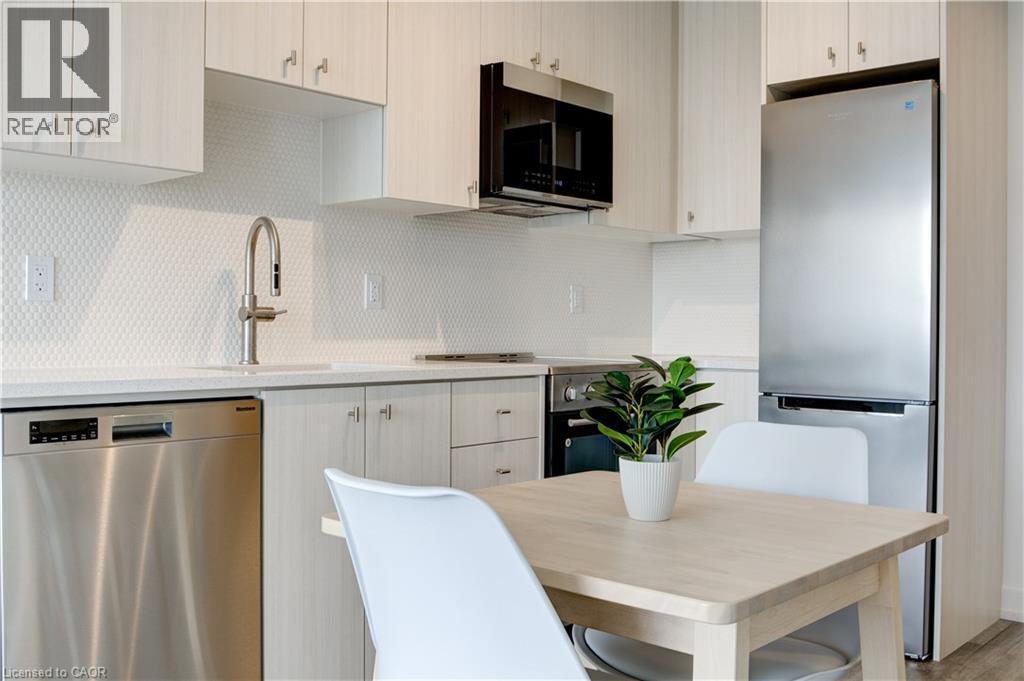 5 Wellington Street S Unit# 1810, Kitchener, Ontario  N2G 0E3 - Photo 6 - 40821488