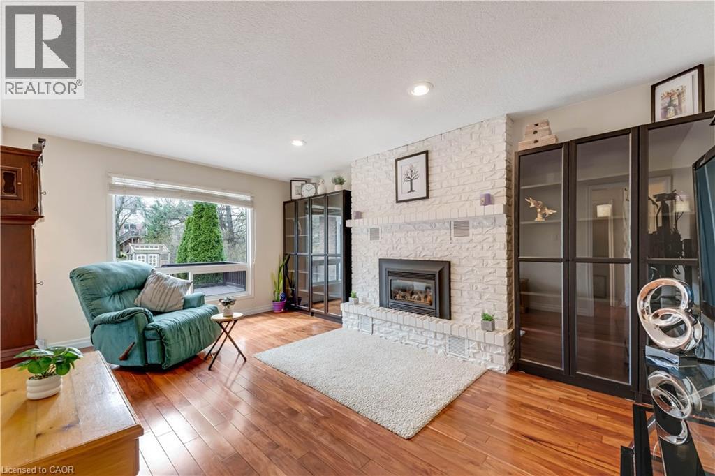 109 Ashberry Place, Waterloo, Ontario  N2T 1G8 - Photo 14 - 40818432