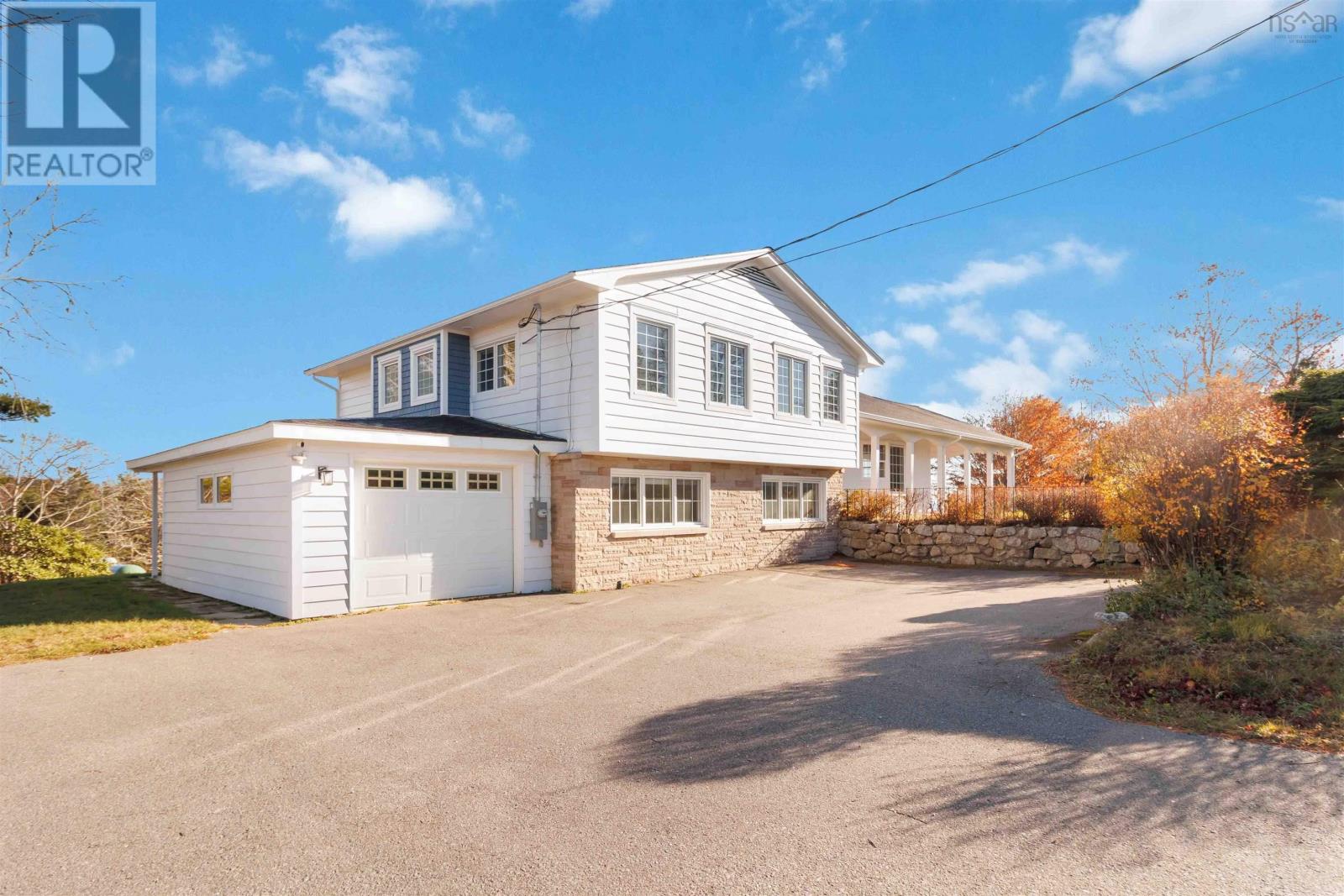 97 Nauss Point Road, Chester, Nova Scotia  B0J 1J0 - Photo 4 - 202528543