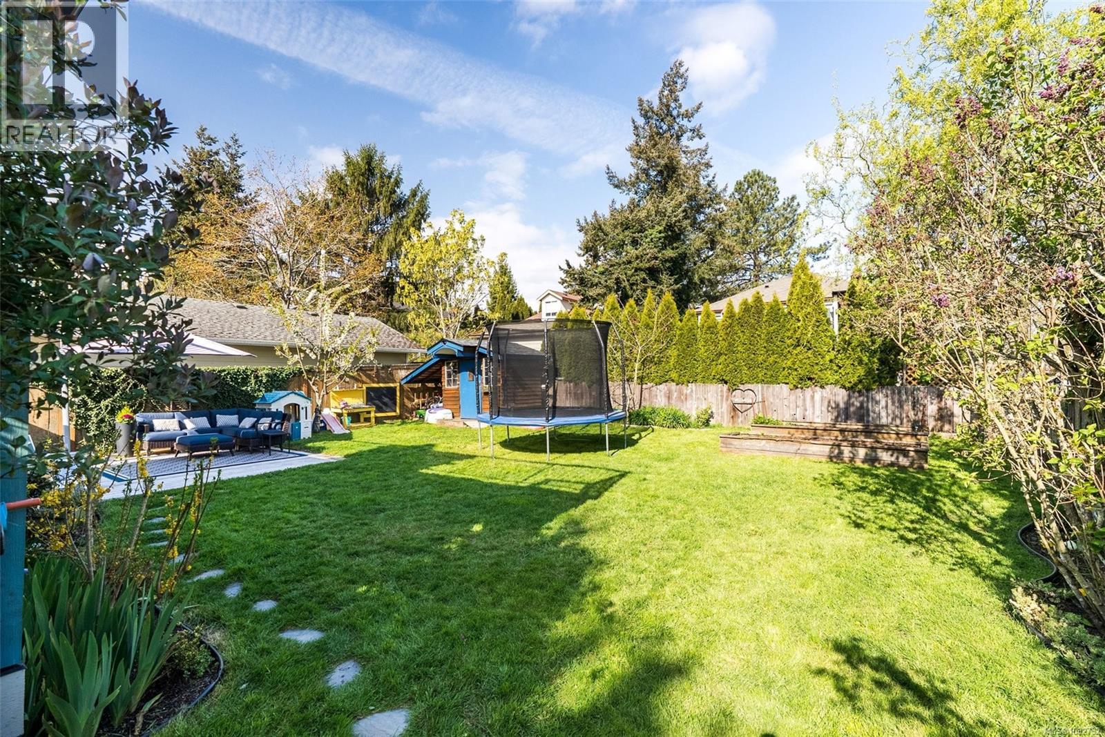 2872 Inez Dr, Saanich, British Columbia  V9A 2J1 - Photo 45 - 1032732