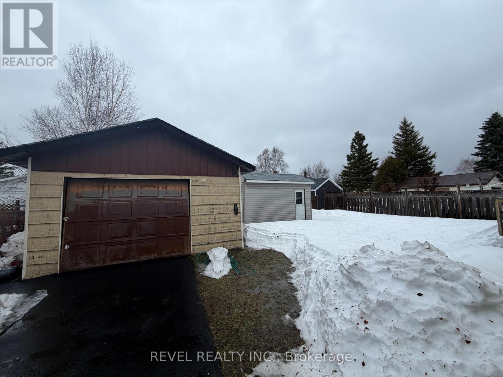 152 Malette Crescent, Timmins, Ontario  P4P 1C5 - Photo 3 - T13018678